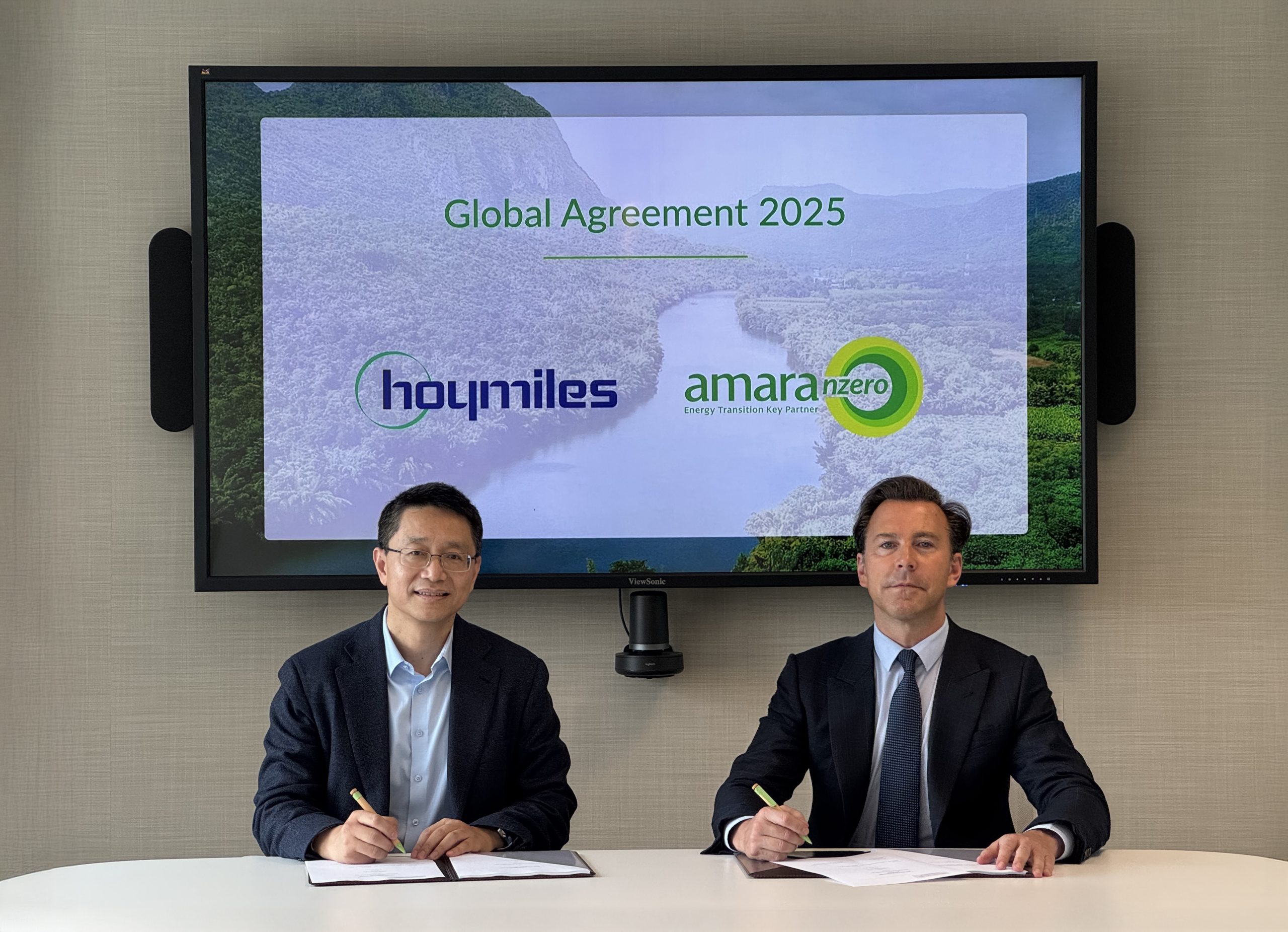 Signing-of-the-agreement-scaled.jpg