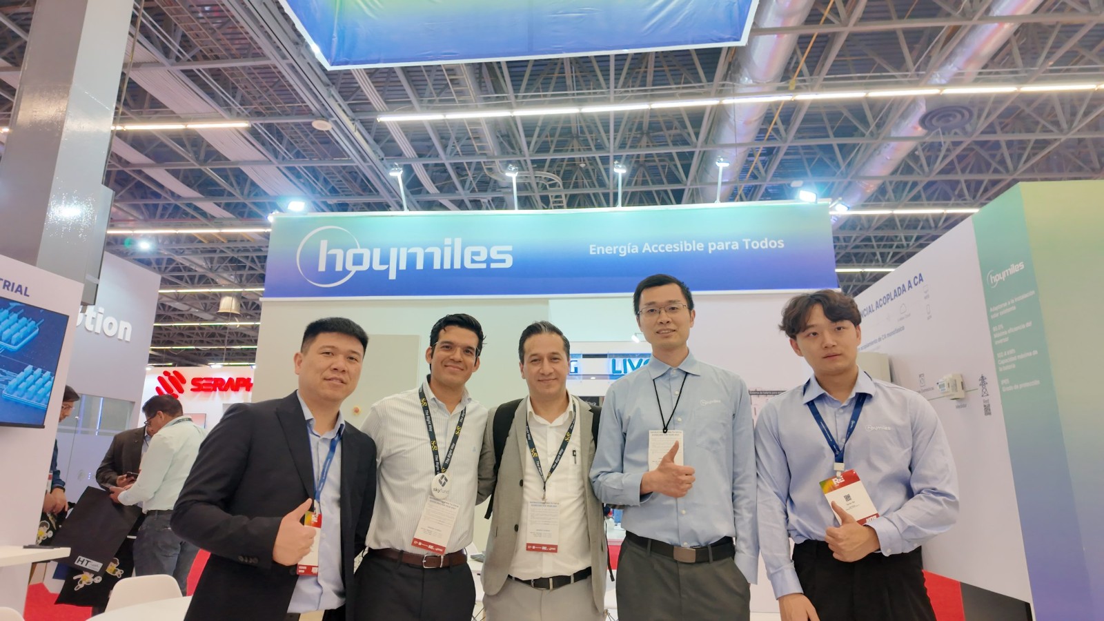 Hoymiles-and-partners-at-RE-Mexico-2025-scaled.jpg