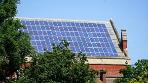 Read more about the article 10 benefits of commercial solar systems