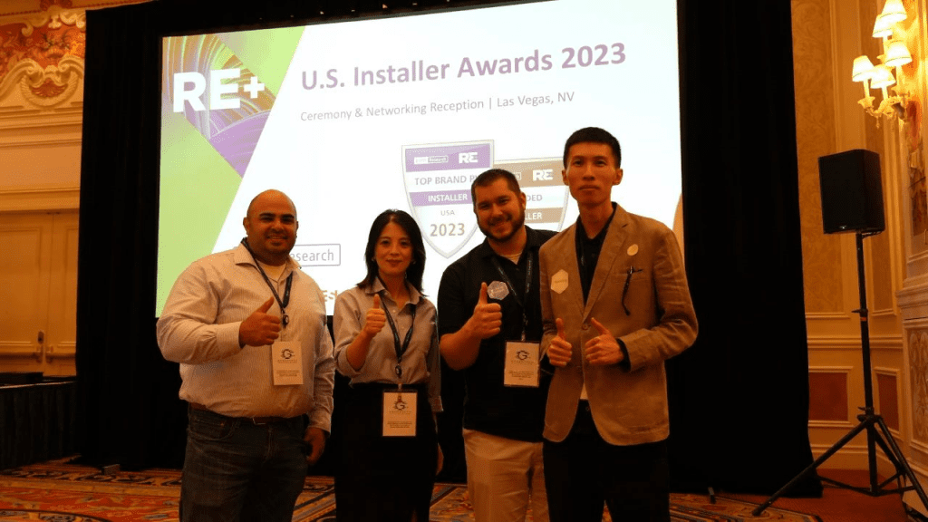 Hoymiles team at the U.S. Installer Awards 2023
