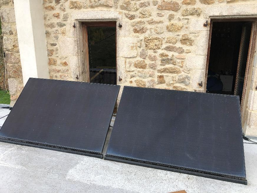 Home solar energy installation in France with Hoymiles inverters